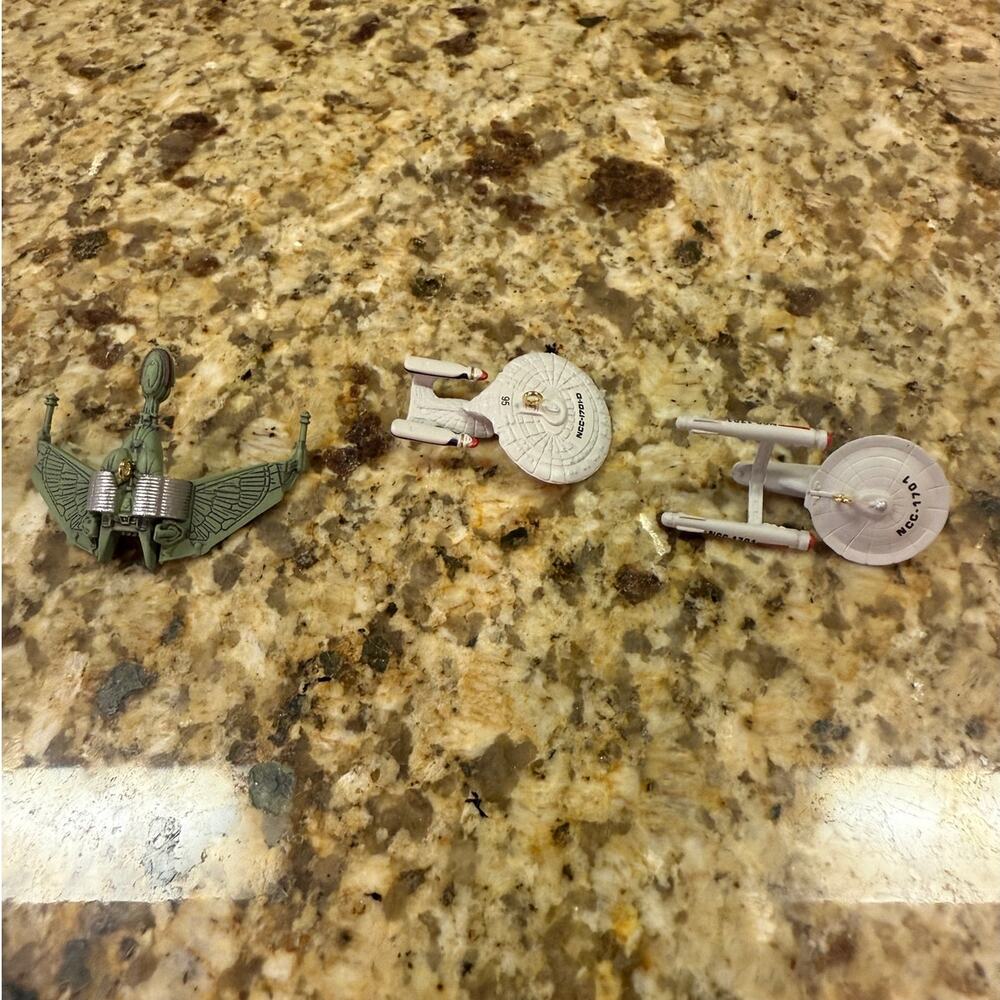 1995 Hallmark Keepsake The Ships of Star Trek Miniature Set of 3 NO BOX QXI4109